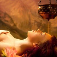 Shirodhara / Hot Oil Scalp Massage